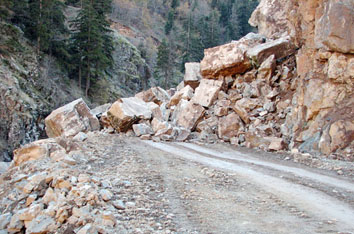 Giresun'da heyelan: 4 ölü