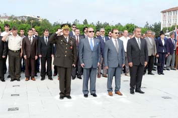 Çoşku her yerde aynı