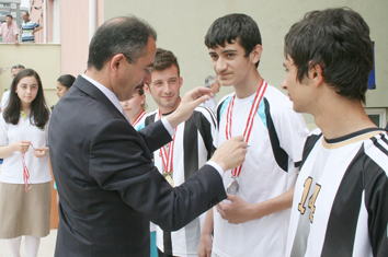 Gösteriler göz kamaştırdı