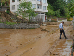 Rize'de ana isalede patlama !