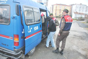 Kaza yapınca yakalandılar