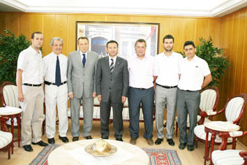 Balkan Türkleri Derneği'nden Vali Aksoy'a ziyaret