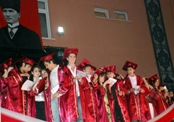 Fatsa Anadolu'da mezuniyet şöleni