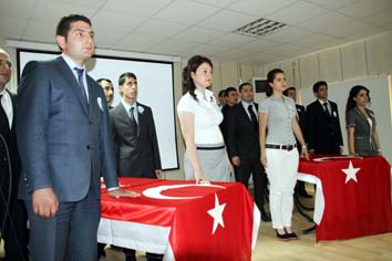 Yemin ederek göreve başladılar