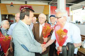 Babalar,ailenin temel direğidir