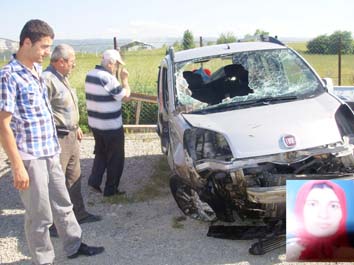 Refüje çarpıp takla attı
