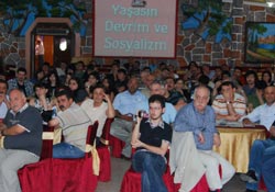 Sosyalistler işçi sorunlarını  Samsun'da masaya yatırdı