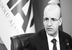 Maliye Bakanının cüzdanında kaç para var?