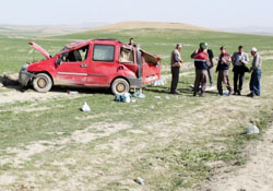 'Lastiği Patladı Takla Attı'