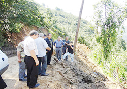 Kaymakam köylüleri dinledi