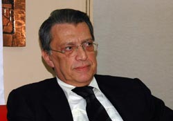 Yılmaz'dan yeni oluşum