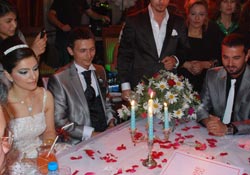 Onur Şan, nikah şahidi