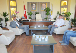 Biz siyaset adamıyız