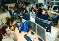 Kayıtlı internet cafe sayısı 27 bin 500'e düştü