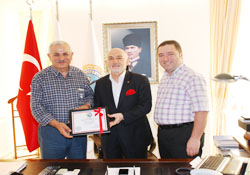 Tatile gitmedik çalışıyoruz