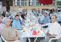 Demirci Köyü'nde Muhteşem İftar