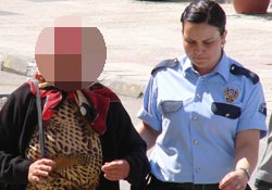 Adliye'de kavgaya gözaltı