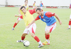 Kartepe'de ilk rakip Adanaspor