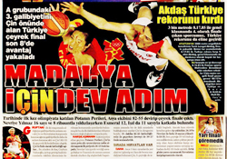 Manşetlerden İnmiyorlar