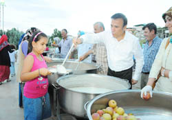 Vatandaşa hizmet kutsaldır