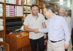 Oturarak siyaset yapmıyoruz