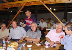 MHP Asarcık İlçe Teşkilatı iftarda bir araya geldi
