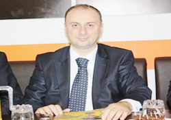 'Firmalar birleşerek yurt dışına açılmalı'