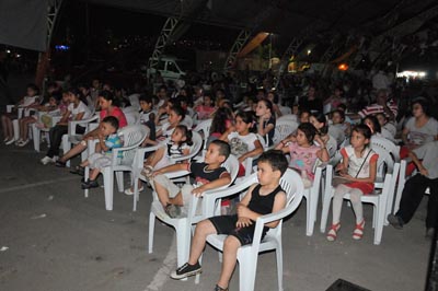 Arif Nazım'dan duygu yüklü şiir ziyafeti