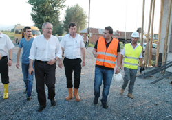 CHP'li Koç fakülte inşaatını inceledi