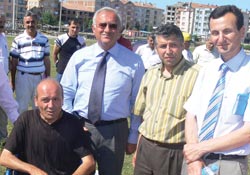 Çiçekçilikle engelleri aştı