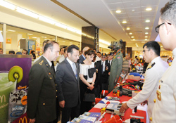 Askerden teçhizat sergisi
