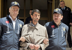 Cani kocaya 6 Yıl 8 Ay