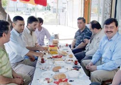 Neiş'e esnaf morali