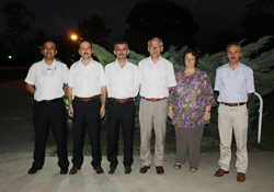 Veda yemeğiyle uğurladı