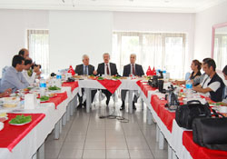 Makam hırsımız yok