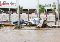 HADİSELİ YERİN HADİSE'Lİ AÇILIŞI