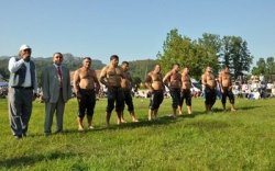 Çatalpınar güreşlerinde başpehlivan Şaban Yılmaz