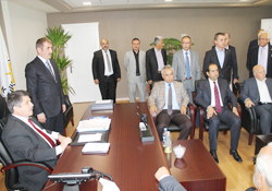 Tanrıverdi'den yeni il binasına tam not