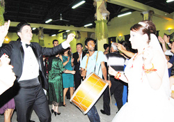 Onlar erdi muradına