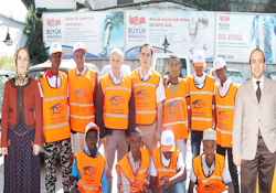 Afrikalı öğrenciler sağlık taramasından geçtiler