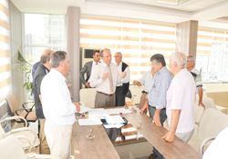 Mahallenin yol haritasını çıkardı