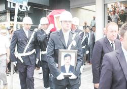 Başsavcı vekili son yolculuğuna uğurlandı