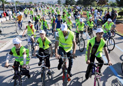 Sağlıklı yaşam için pedal çevirdiler