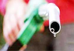 Benzin fiyatlarında indirim