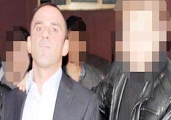 Galip Öztürk aracını durdurdu diye;KOMİSERİ TEHDİT ETMİŞ