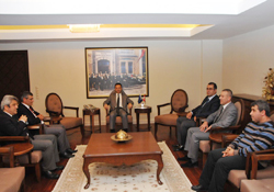 Aydınlar Ocağı Valilikte