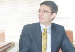 Dereli, Burma'ya çattı