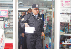 İnsanlık ölmemiş