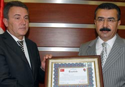 Banka müdürüne vali teşekkürü