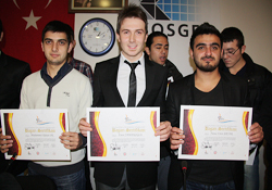 Gençler sanayici ile buluştu